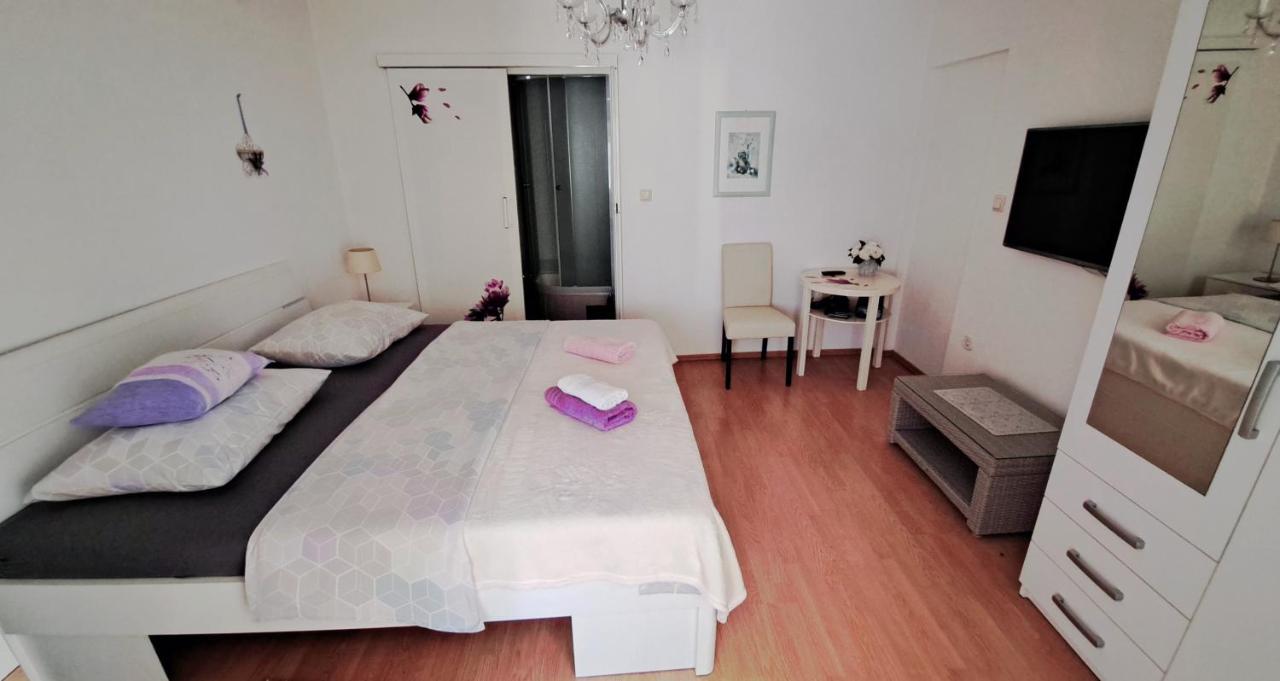 Maria Apartments Kaštela Eksteriør billede